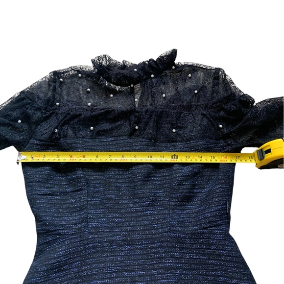 LIM Style Elegant Lace Overlay Dress - Medium - Picture 10 of 11